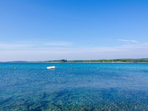 Apartment in Medulin with sea view, terrace, air conditioning, Wi-Fi (4635-3)